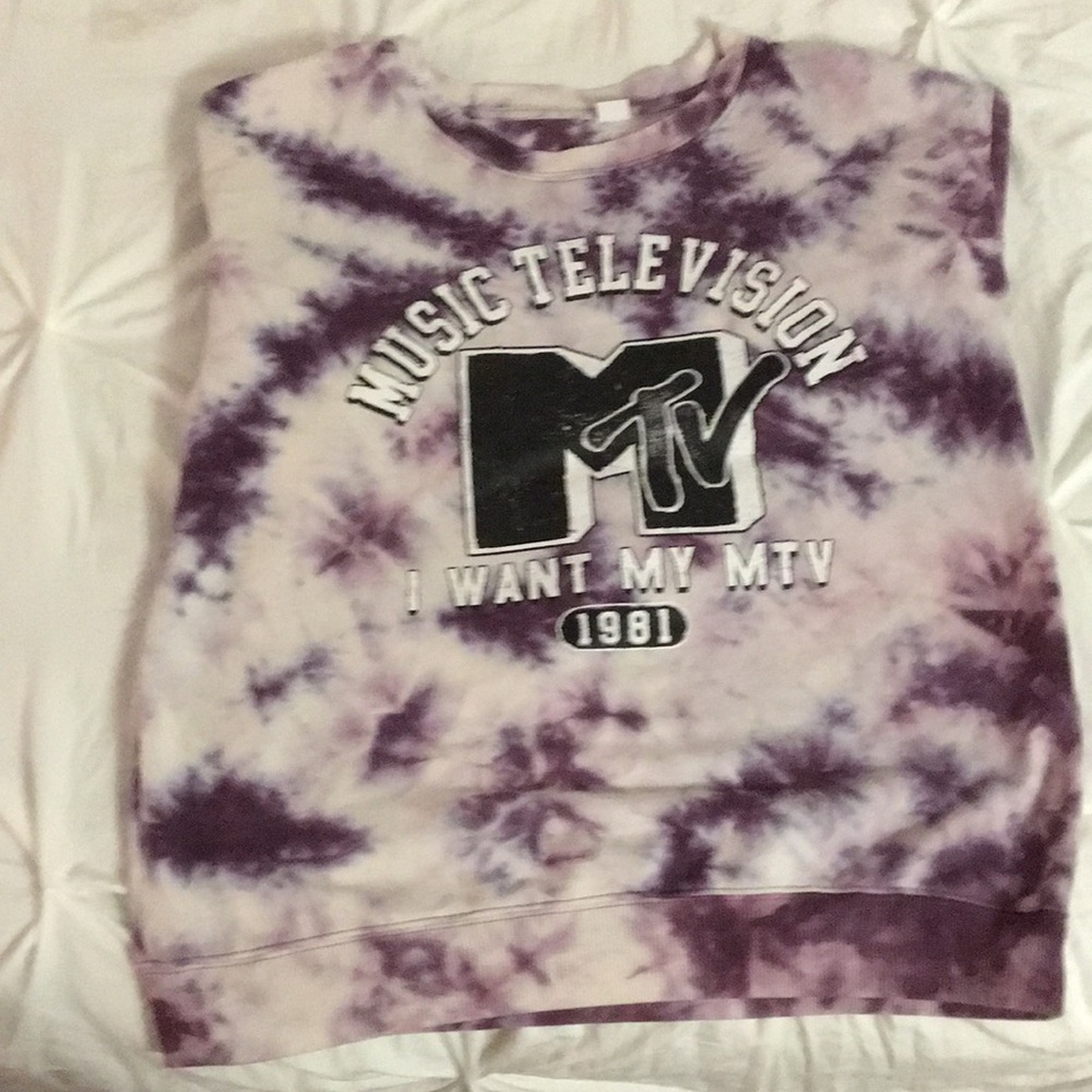 Purple sweater, great for kids, and looks amazing with jeans.